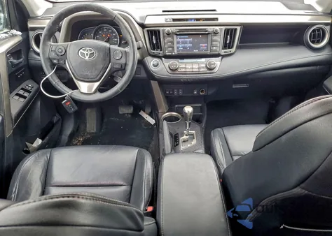 2015 Toyota Rav4 Limited z USA, uszkodzony, nr VIN 2T3DFREVXFW315868